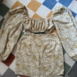 SABO matching set light yellow flowers